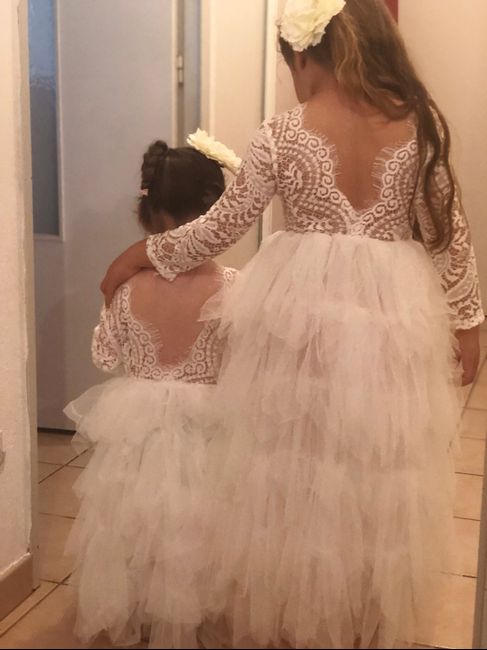 Aide, robes petites filles d’honneurs - 1