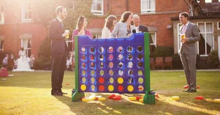 Des jeux grandeur nature - 1