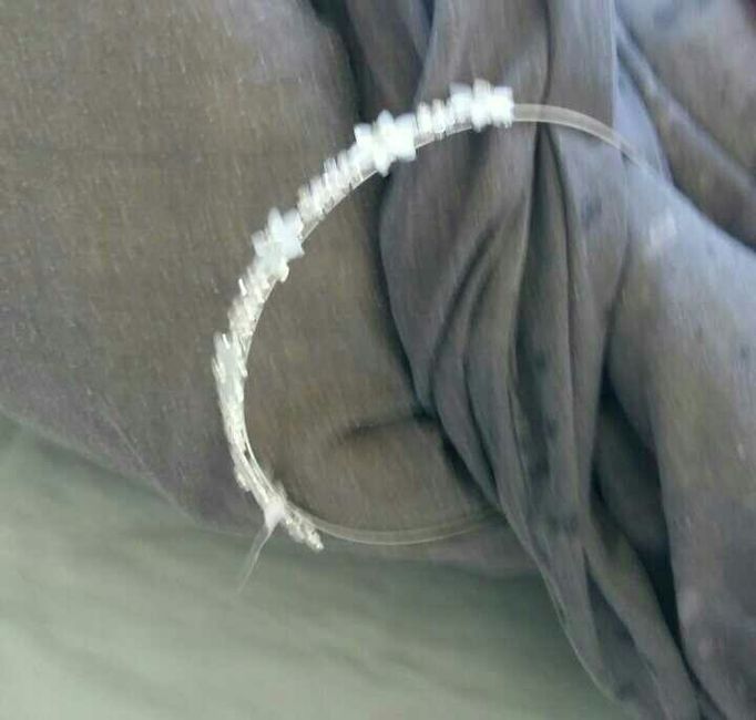 Coiffure chignon avec tour de tête bijoux - 1