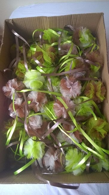 Pompom Pour décorer les voitures des invités