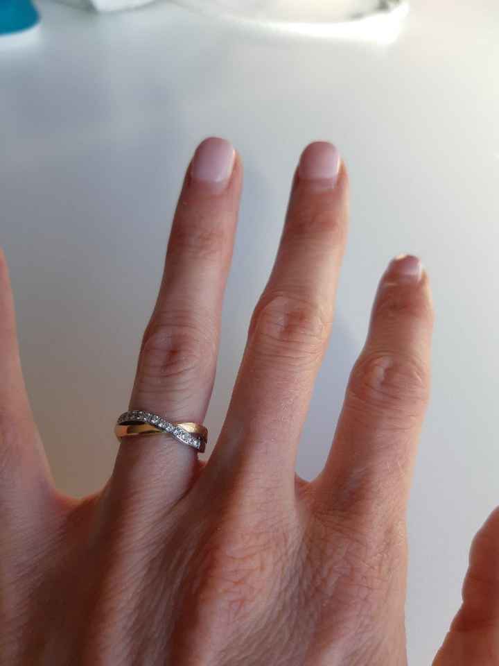 Montrez-moi votre bague de fiançailles ! - 1