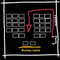 Entrée et sortie de la mairie. - 1