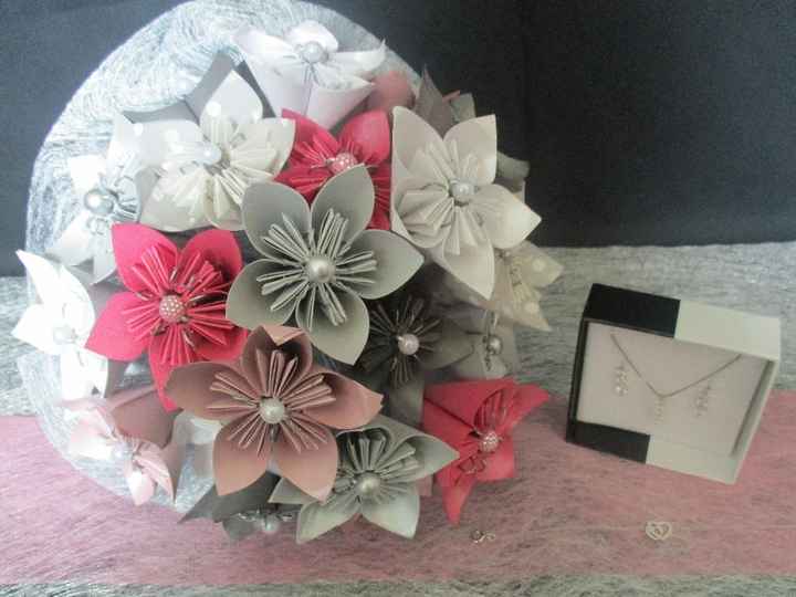 Bouquet et bijoux