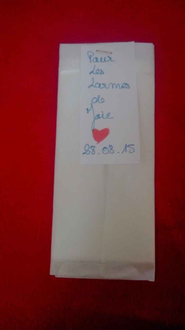 diy larmes de joie mouchoir