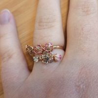 Ta bague de fiançailles sur le Pinterest de Mariages.net ça t'intéresse ? ❤️ - 1