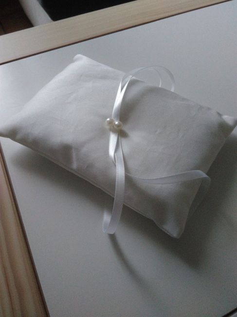 Le Coussin pour les alliances :D 