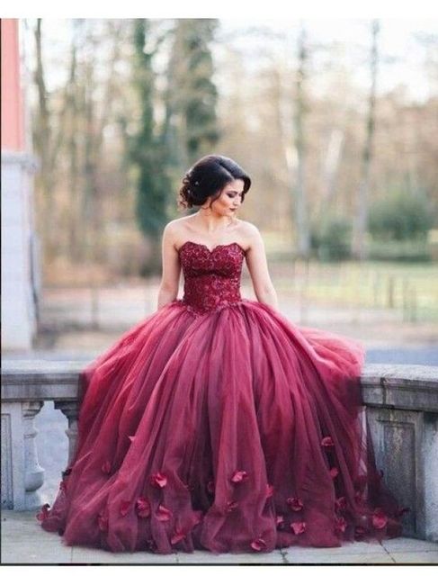Se marier dans une robe de couleur : Pour ou contre ? 🙂 2