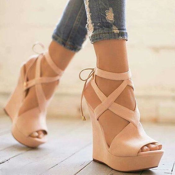 Quelles chaussures te correspondent le mieux ? ✨ 4