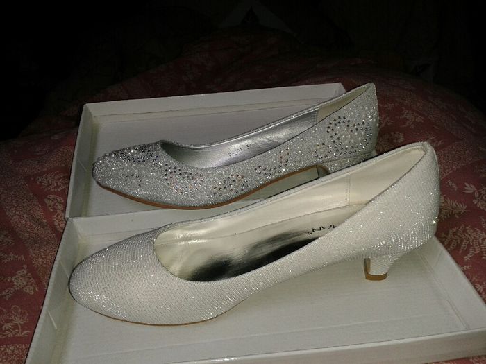 Hésitation chaussures - 1