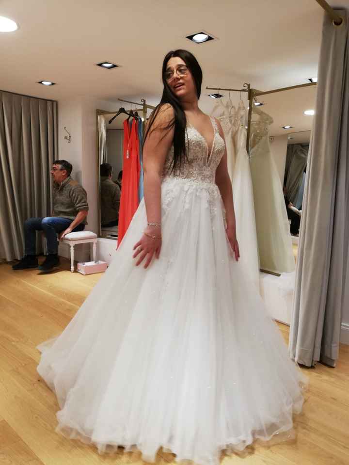 Montre-nous ta précieuse ! 👗 - 1