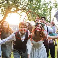 Trouve les 7 différences et remporte une récompense pour tes témoins 🎁 - 2