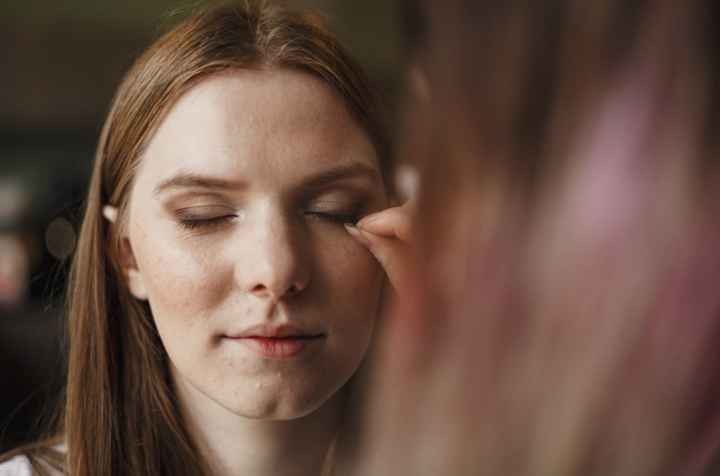 Préparatifs : étape maquillage par Violette sucrée