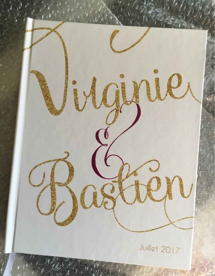 Montrez moi vos livres d'or! - 1