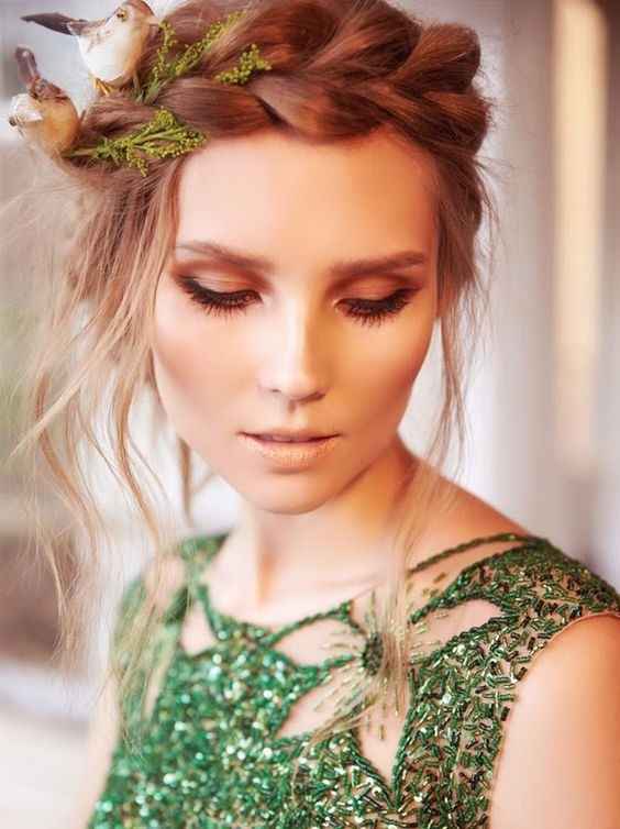 13. Des oiseaux dans la coiffure