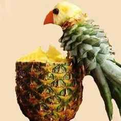 5. Un contenant en ananas pour le VH