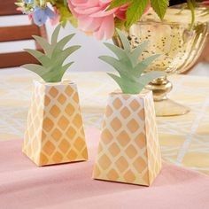 3. Le contenant à dragées en forme d'ananas