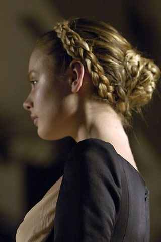 Quel chignon pour un mariage médiéval? - 6