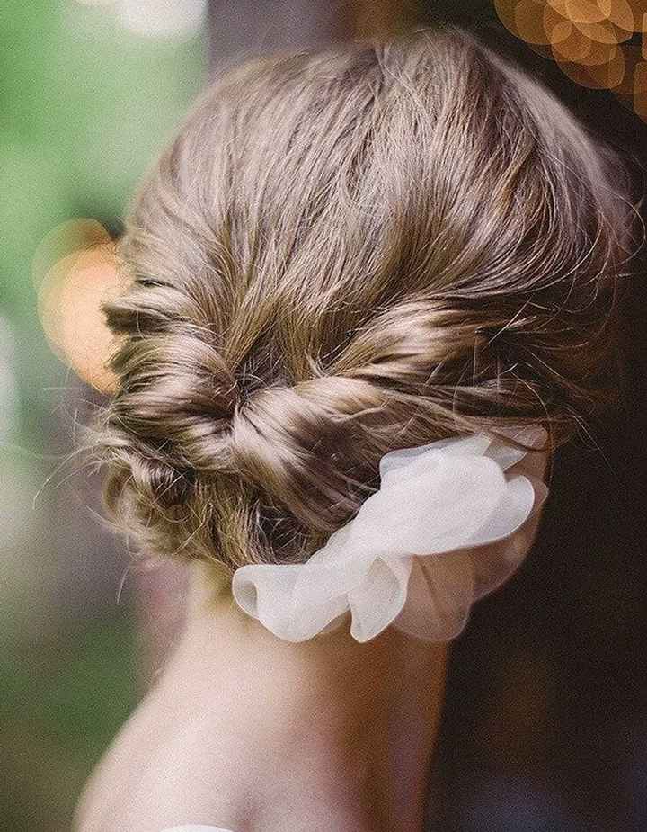 Coiffure mariée cheveux courts - 22