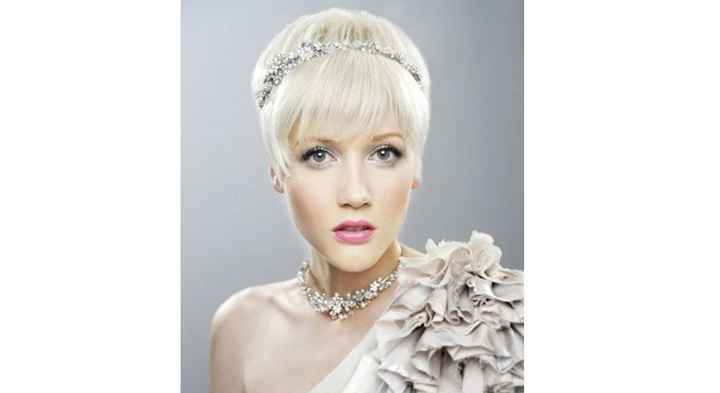 Coiffure mariée cheveux courts - 36