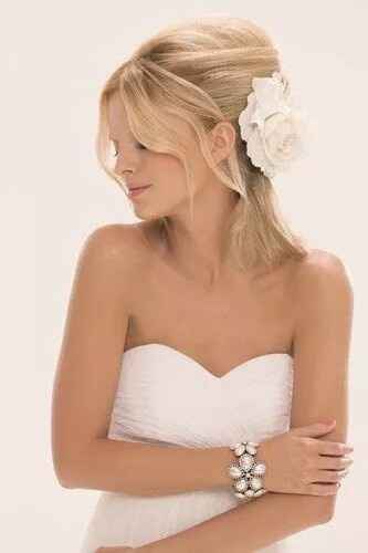 Coiffure mariée cheveux mi long - 7