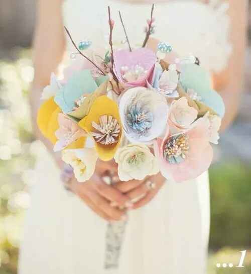 Bouquet mariée sans fleur ou fausse fleur - 1