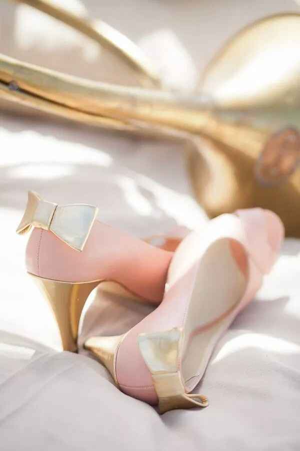 Les chaussures du grand jour - 37