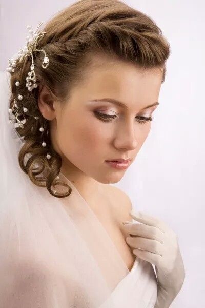Coiffure mariée cheveux mi long - 10