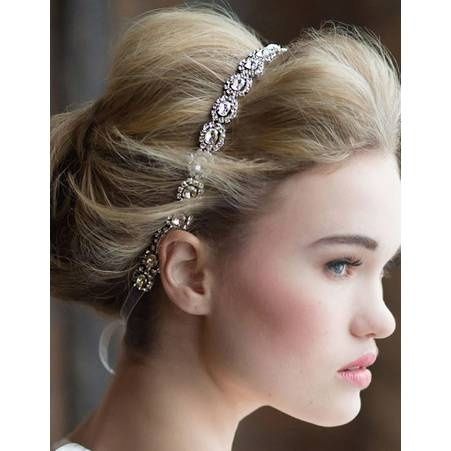 Coiffure mariée cheveux mi long - 18