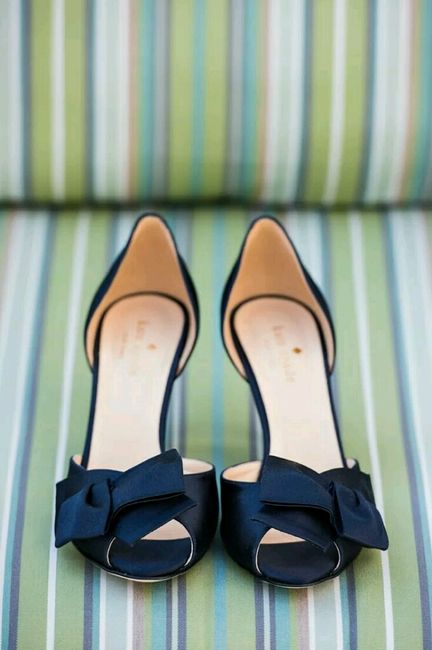 Les chaussures du grand jour - 23