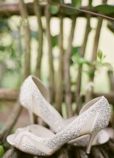 Les chaussures du grand jour - 33