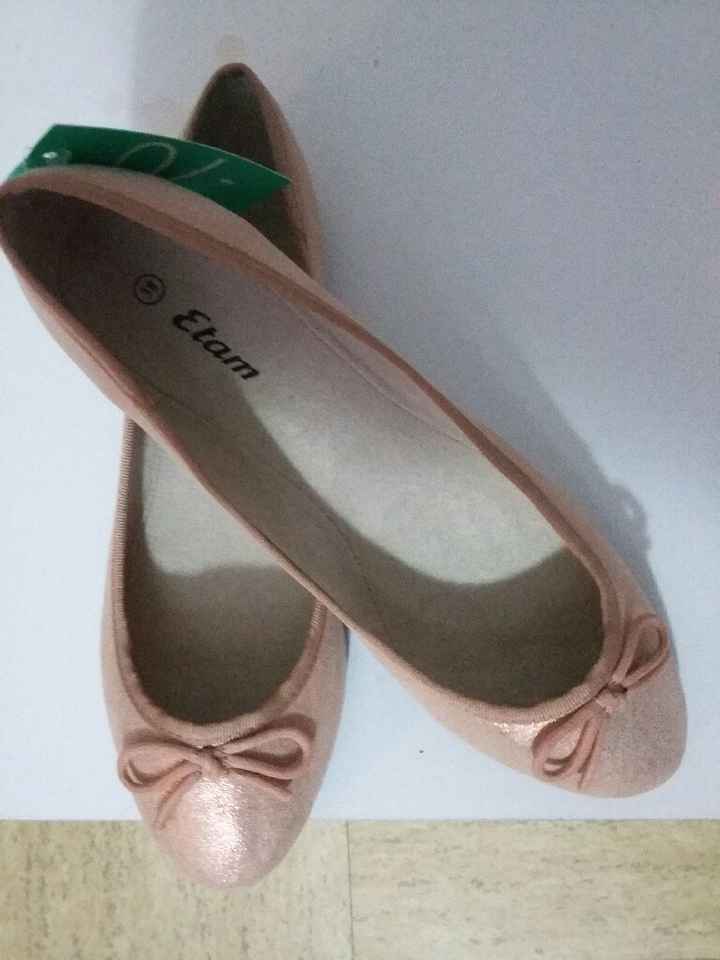 Montrez moi vos chaussures - 1