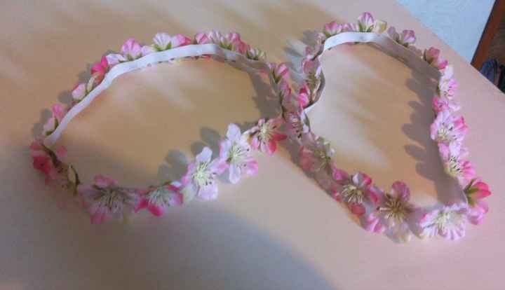 Couronnes de fleurs pour mes demoiselles d honneur.