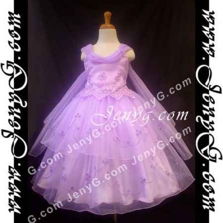 La robe de notre  tite Elfe Xana ....