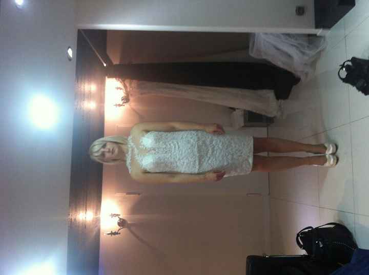 Pour vous, ce sera combien de robes ? - 1