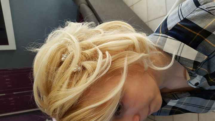 Second essai coiffure : je n'aime toujours pas. - 2