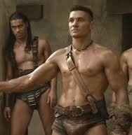 Crixus dans la série Spartacus 