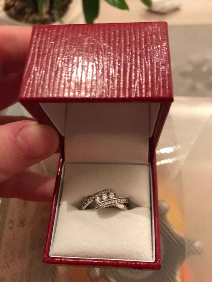 Montrez-moi votre bague de fiançailles #1 - 1