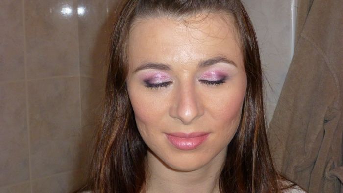 Mon 2 éme essai maquillage avec une maquilleuse professionnelle
