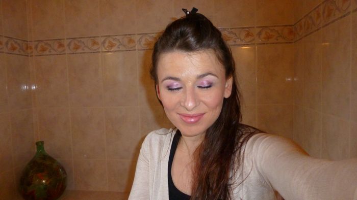 Mon 2 éme essai maquillage avec une maquilleuse professionnelle
