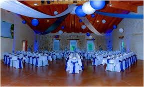 Blanc, gris & bleu - 1
