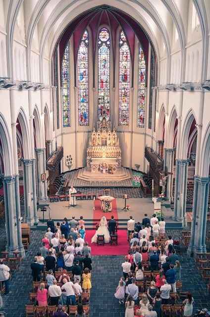 Une photo de l'intérieur de votre église - 1