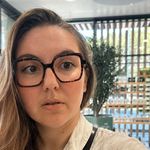 Inès
