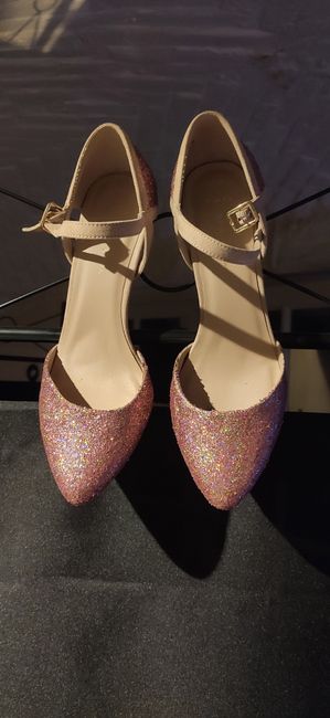 Mes chaussures customisées rose gold holographique 🤩 - 2