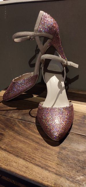 Mes chaussures customisées rose gold holographique 🤩 - 1