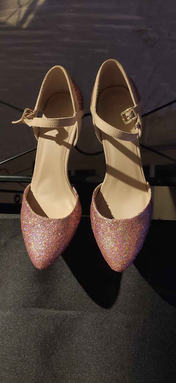 Mes chaussures customisées rose gold holographique 🤩 - 2