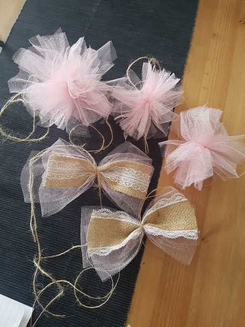 noeuds pompons