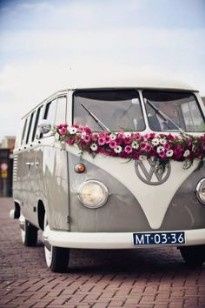 En van VW pour une touche rétro...