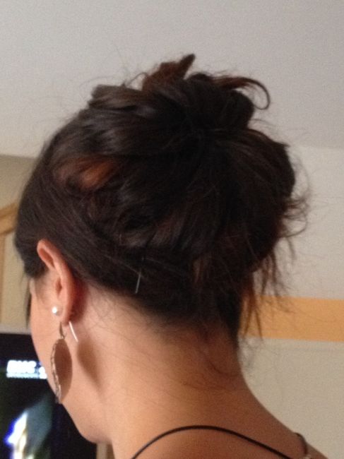 Chignon cheveux mi longs - 1