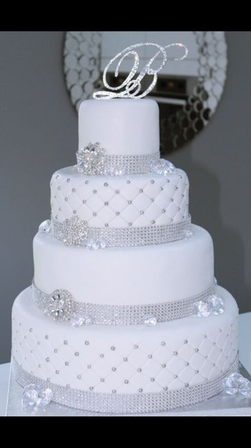 Notre wedding cake - 1