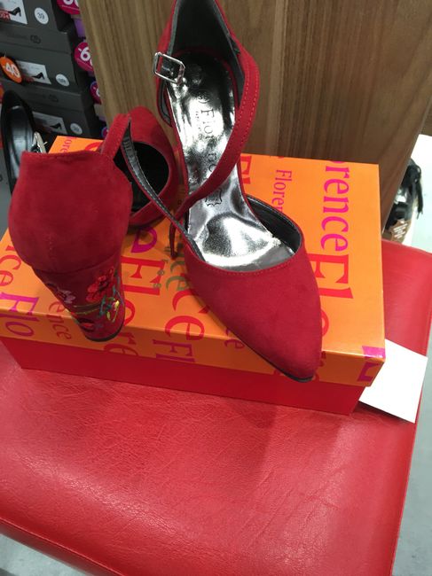 Recherche de chaussures - 1